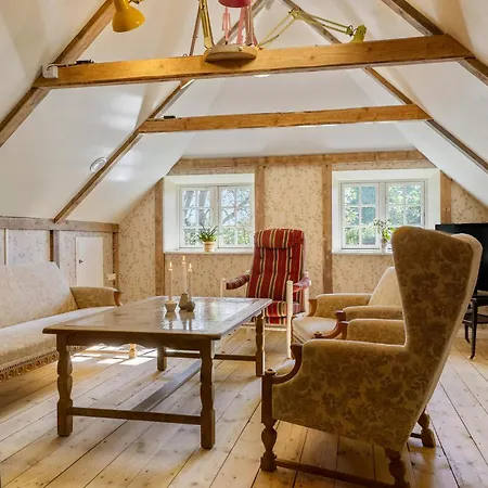 Holiday home In With Wifi *